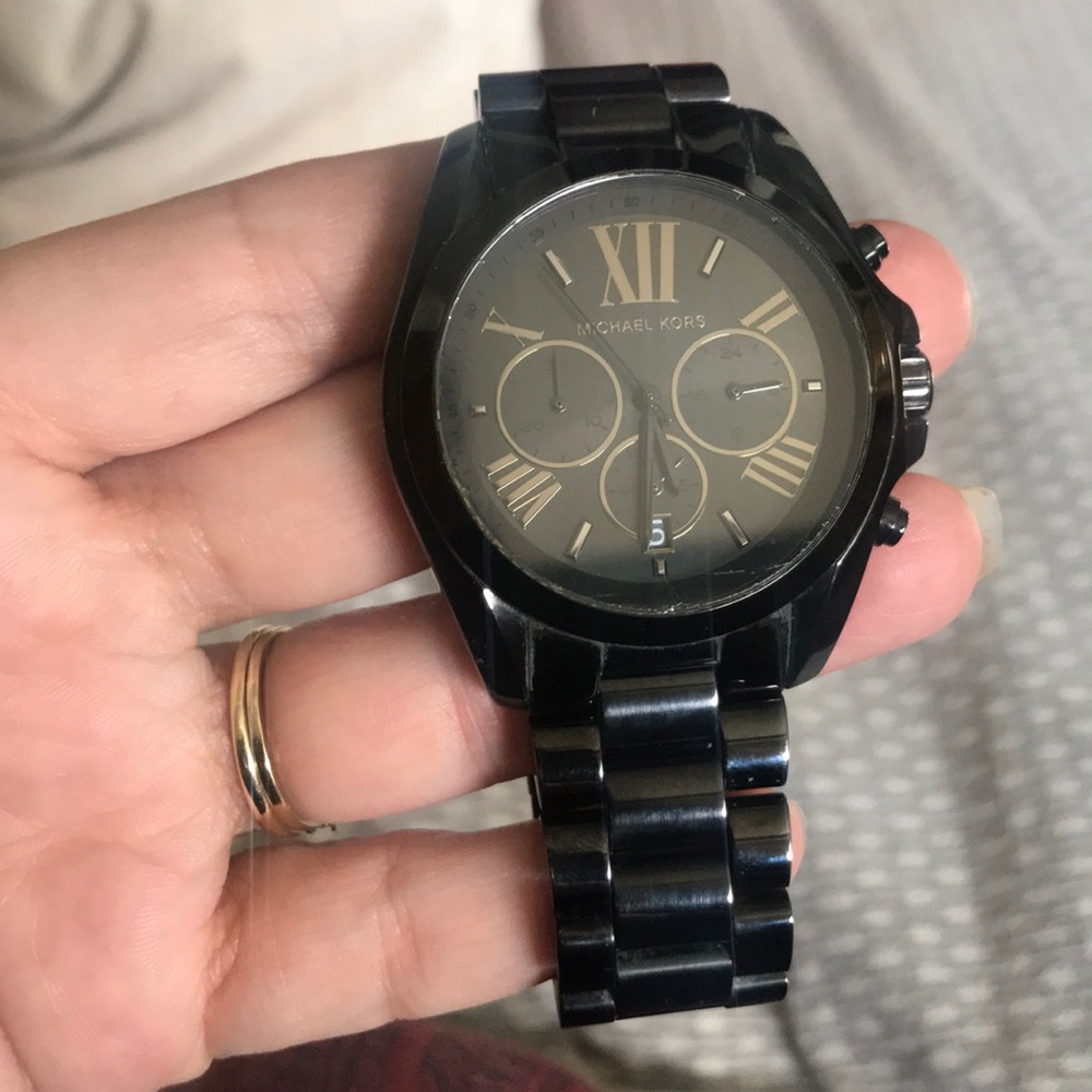 Black Michael Kors graphite watch-